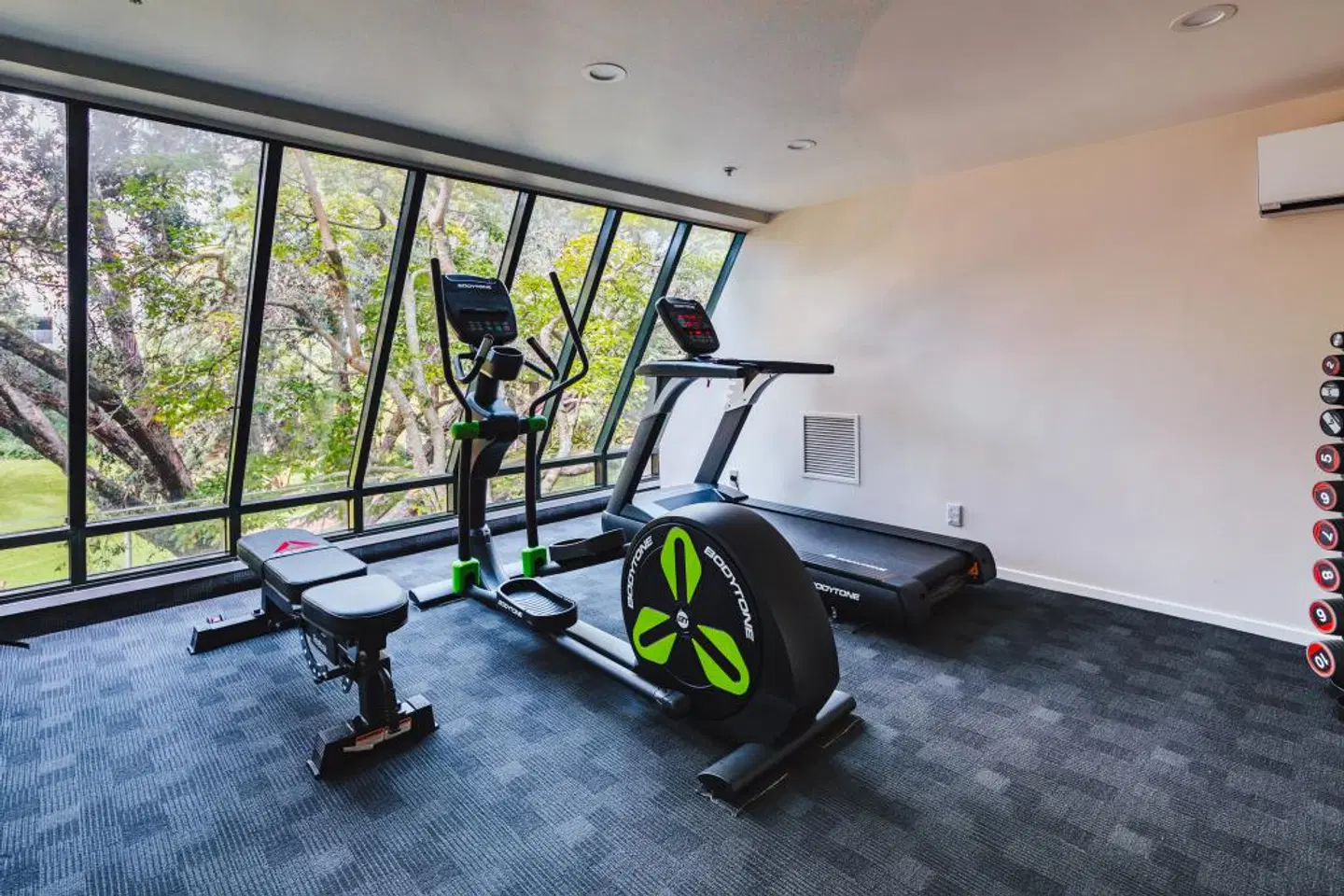 Parkside Hotel & Apartments SPORTS_AND_LEISURE