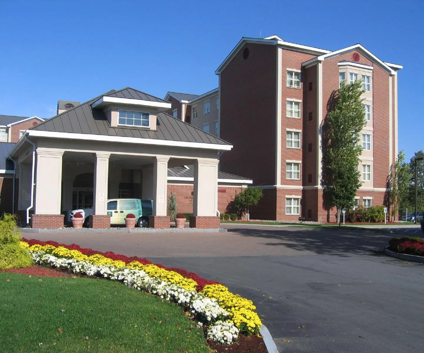 Homewood Suites by Hilton Albany EXTERIOR