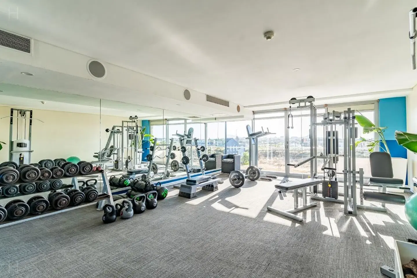Lagoon Beach Hotel SPORTS_AND_LEISURE