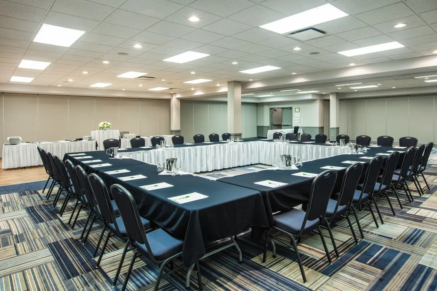 Holiday Inn & Suites Grande Prairie-Conference Ctr by IHG Konferenz
