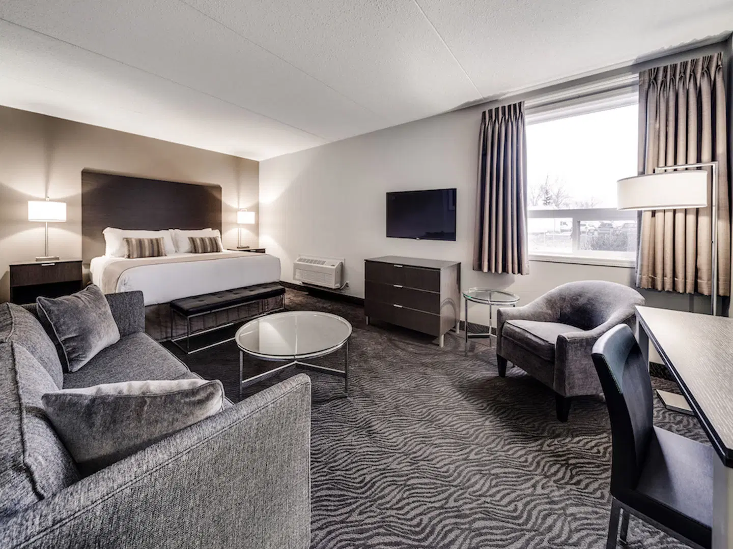 Heritage Inn Hotel & Convention Centre - High River ROOM_EXAMPLE