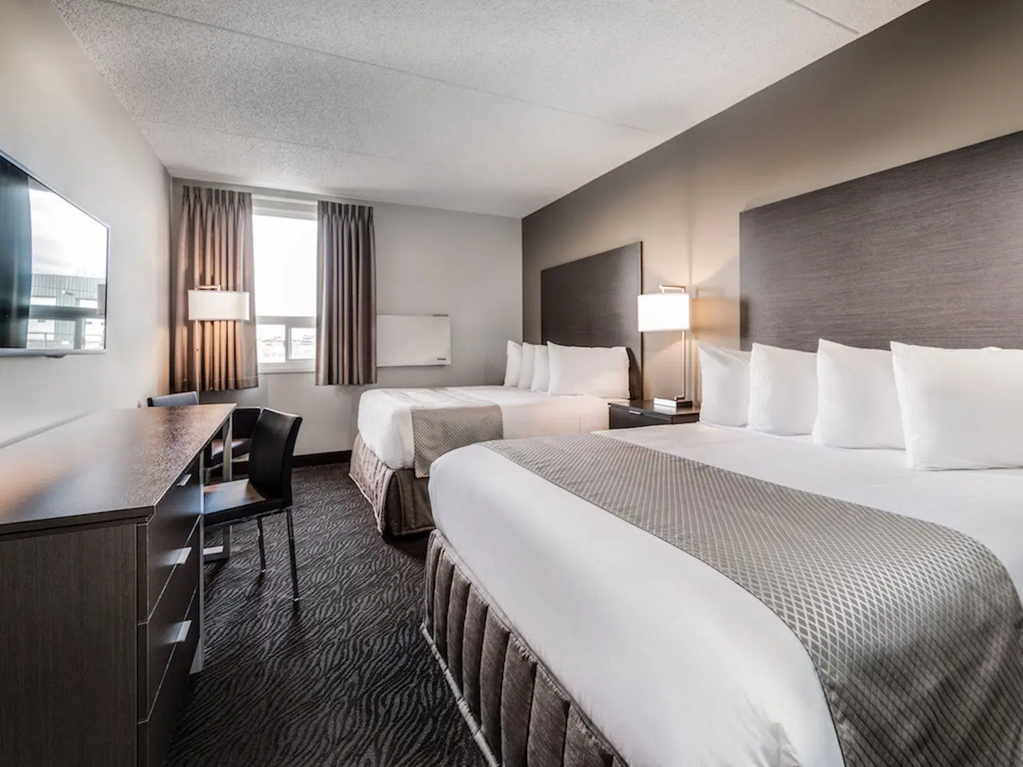 Heritage Inn Hotel & Convention Centre - High River ROOM_EXAMPLE