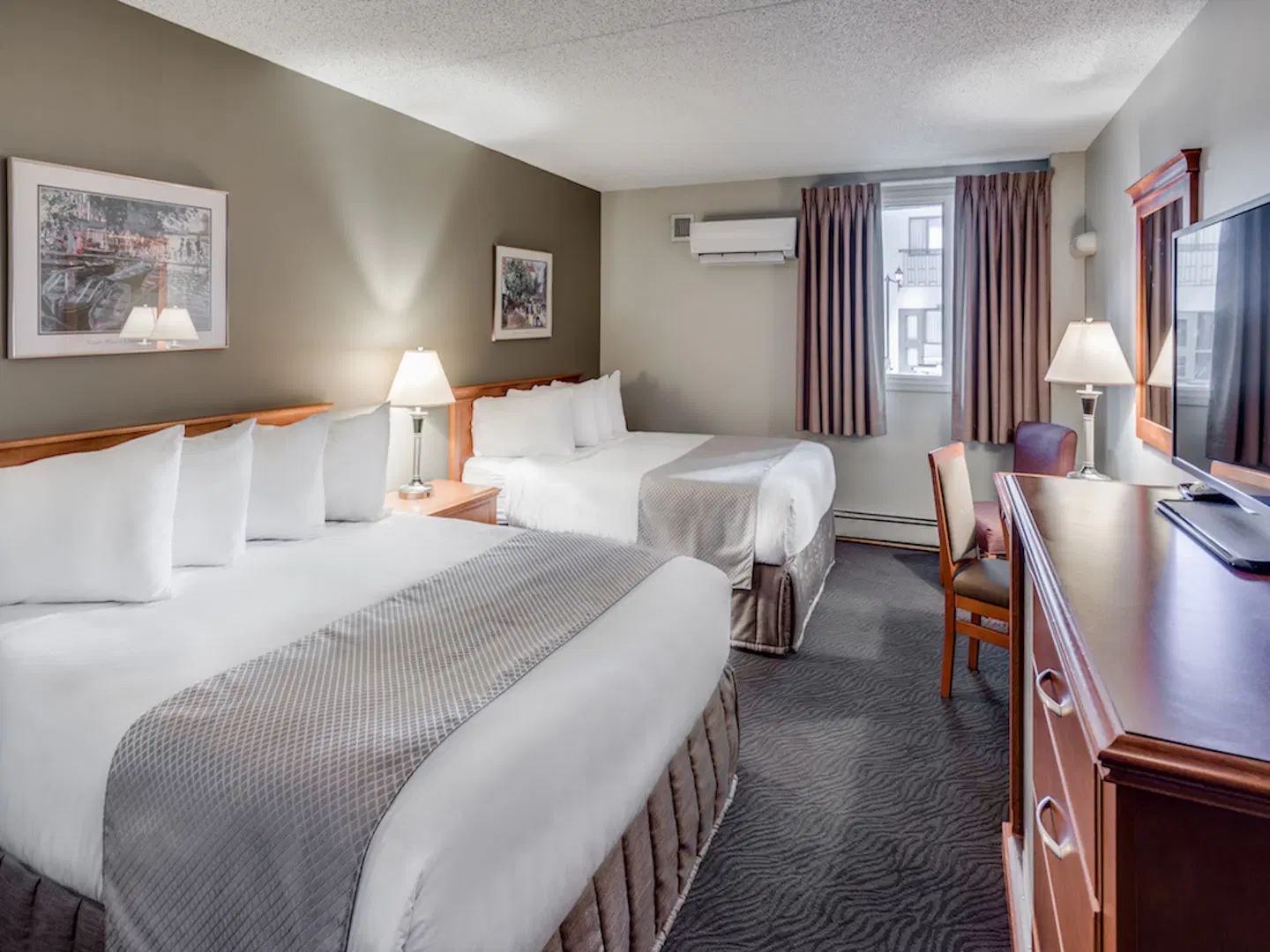 Heritage Inn Hotel & Convention Centre - High River ROOM_EXAMPLE