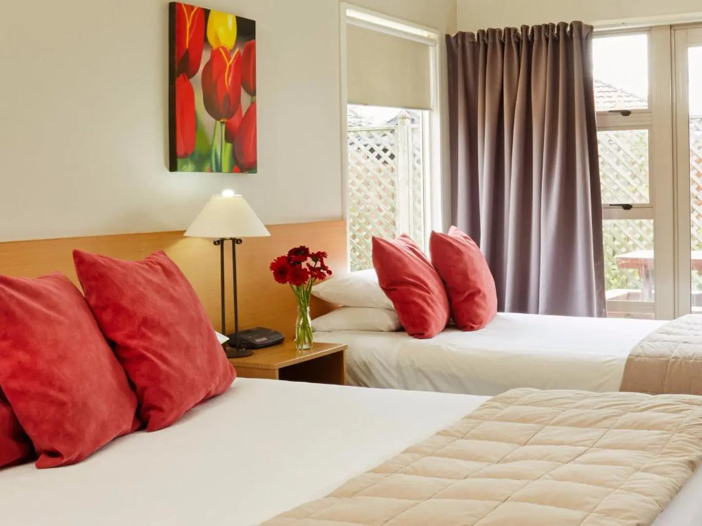 The Garden Hotel ROOM_EXAMPLE