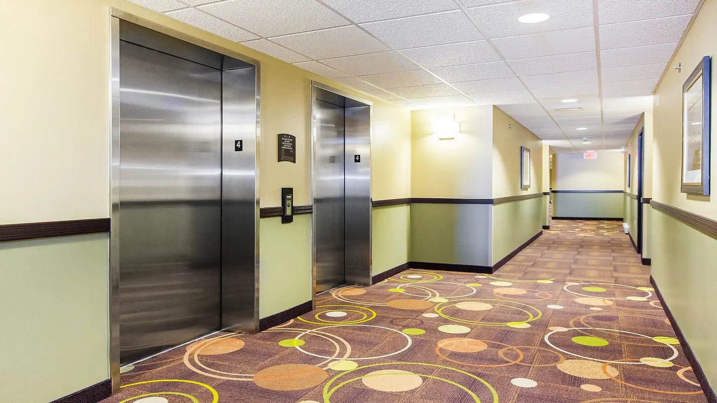 Staybridge Suites West Edmonton by IHG LOUNGE_LOBBY