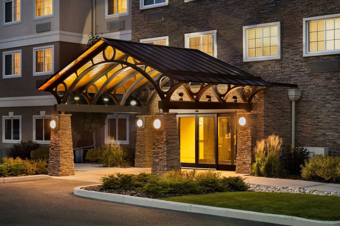 Staybridge Suites West Edmonton by IHG EXTERIOR