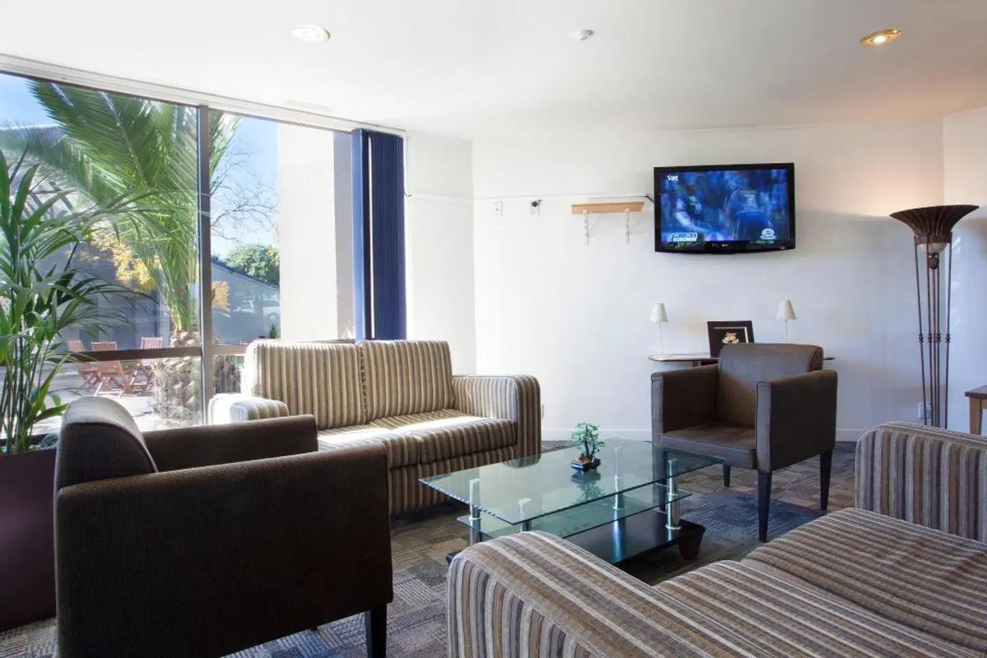 Auckland Airport Kiwi Hotel ROOM_EXAMPLE