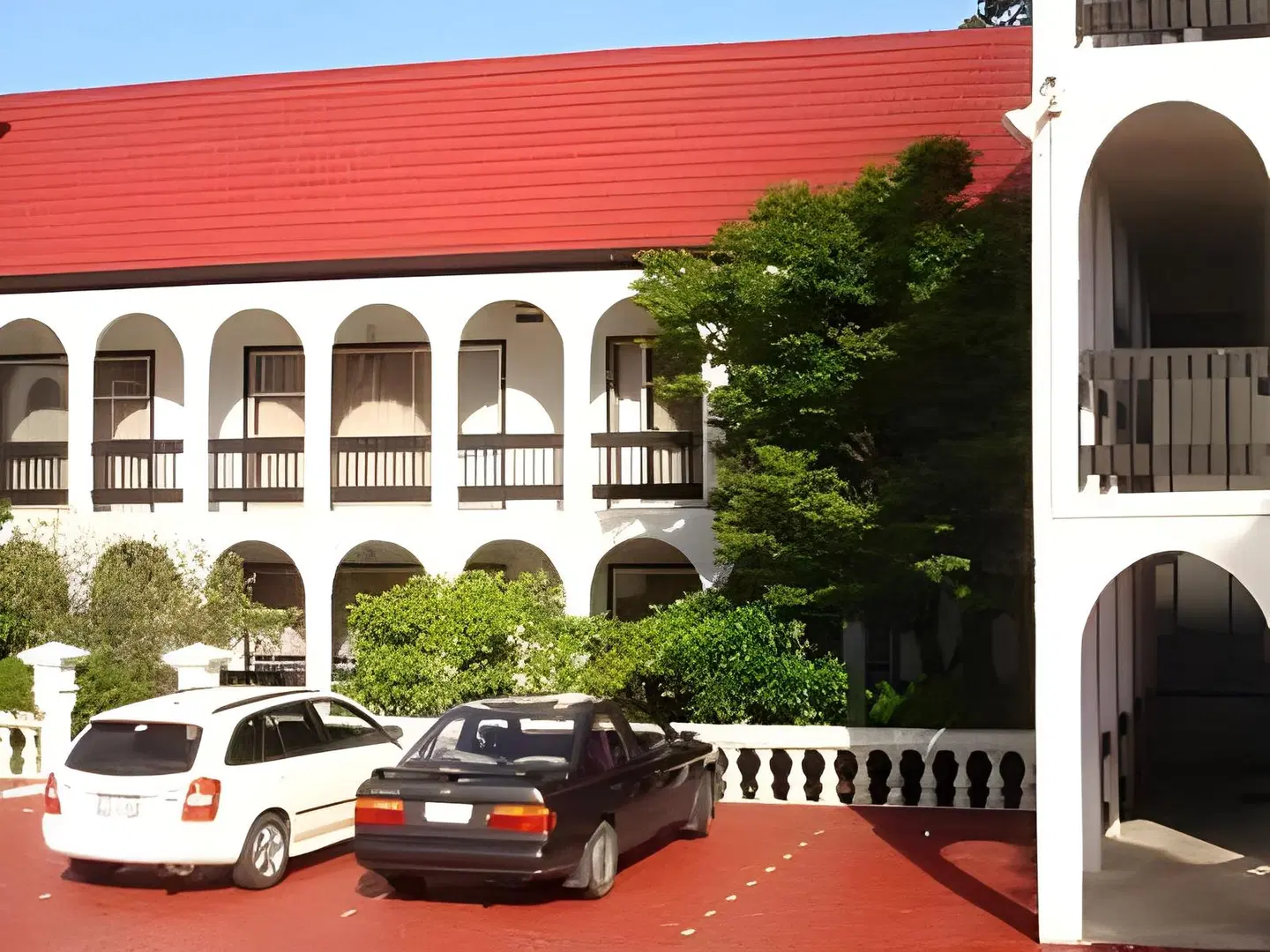 Alcala Motor Lodge EXTERIOR