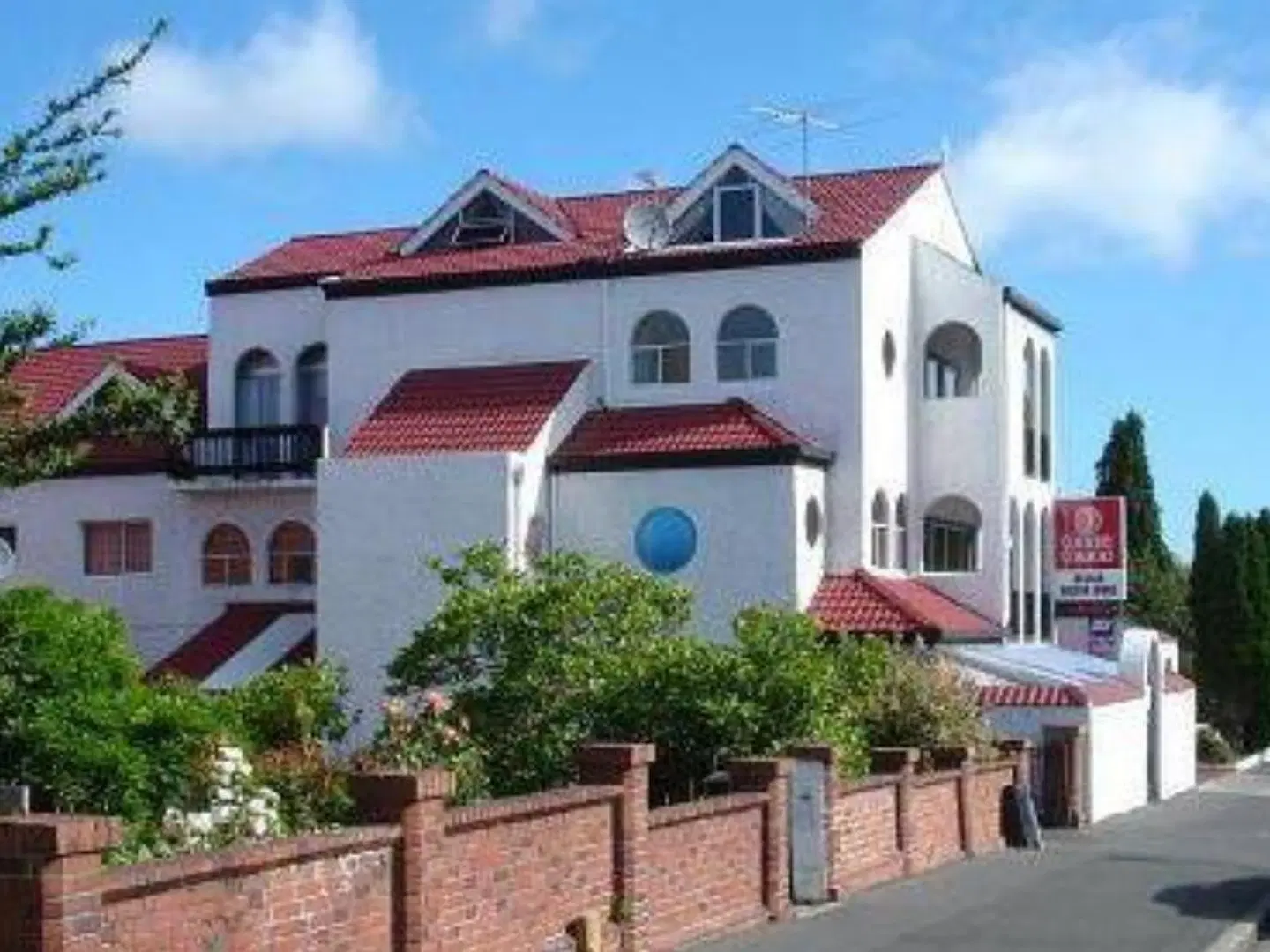 Alcala Motor Lodge EXTERIOR