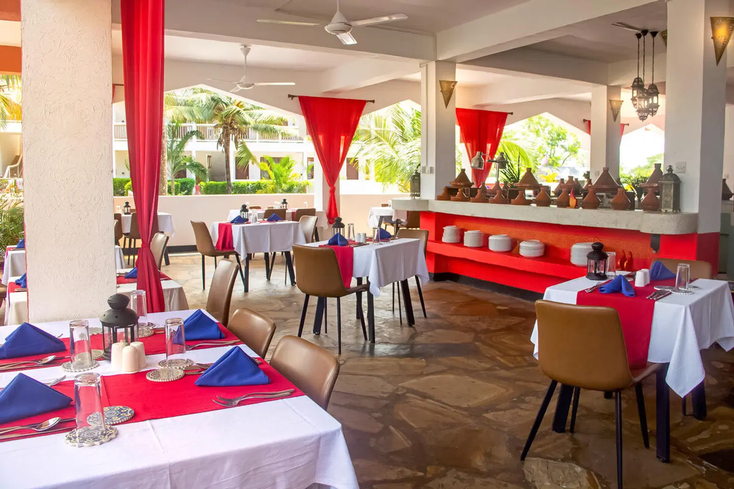 Paradise Beach Resort Restaurant