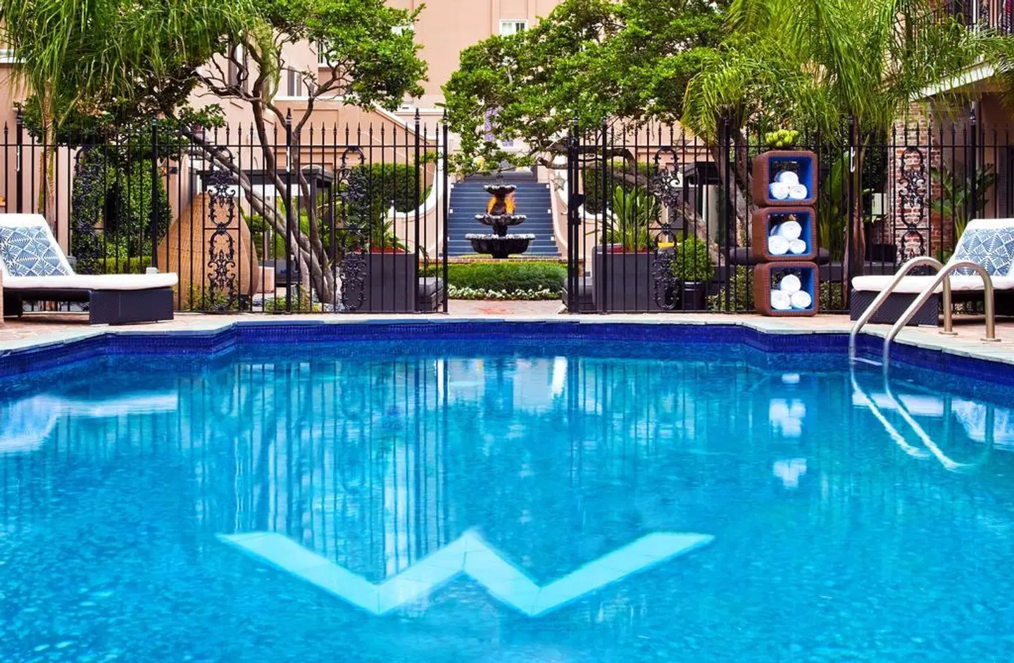 Hotel de la Poste - French Quarter, A Renaissance Hotel OUTDOOR_POOL