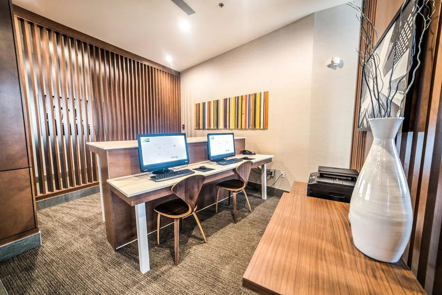 Holiday Inn Express & Suites West Edmonton - Mall Area by IHG ROOM_EXAMPLE