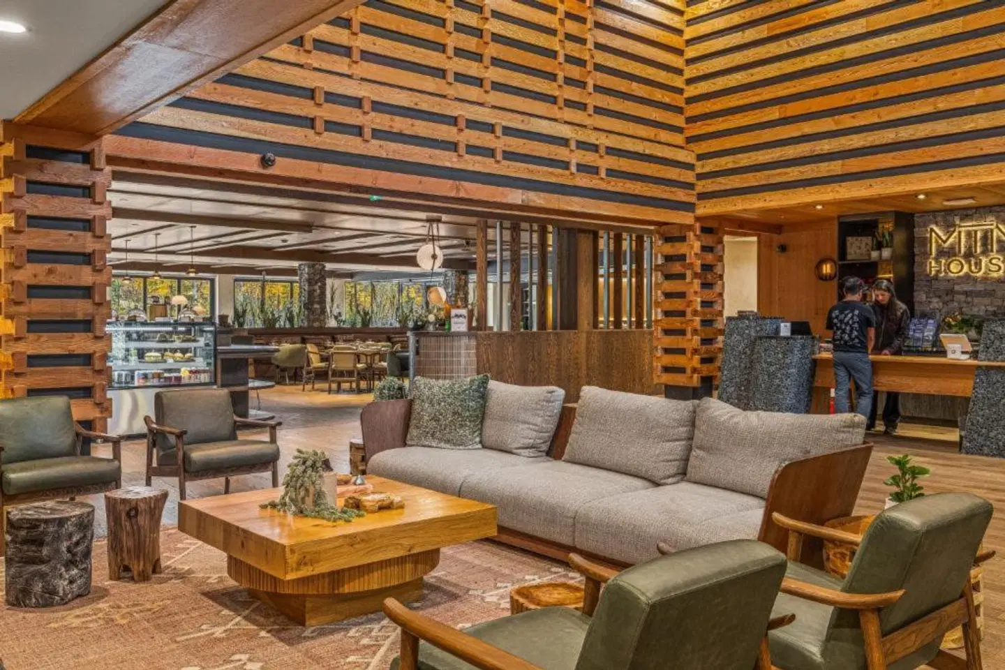Everwild Canmore LOUNGE_LOBBY