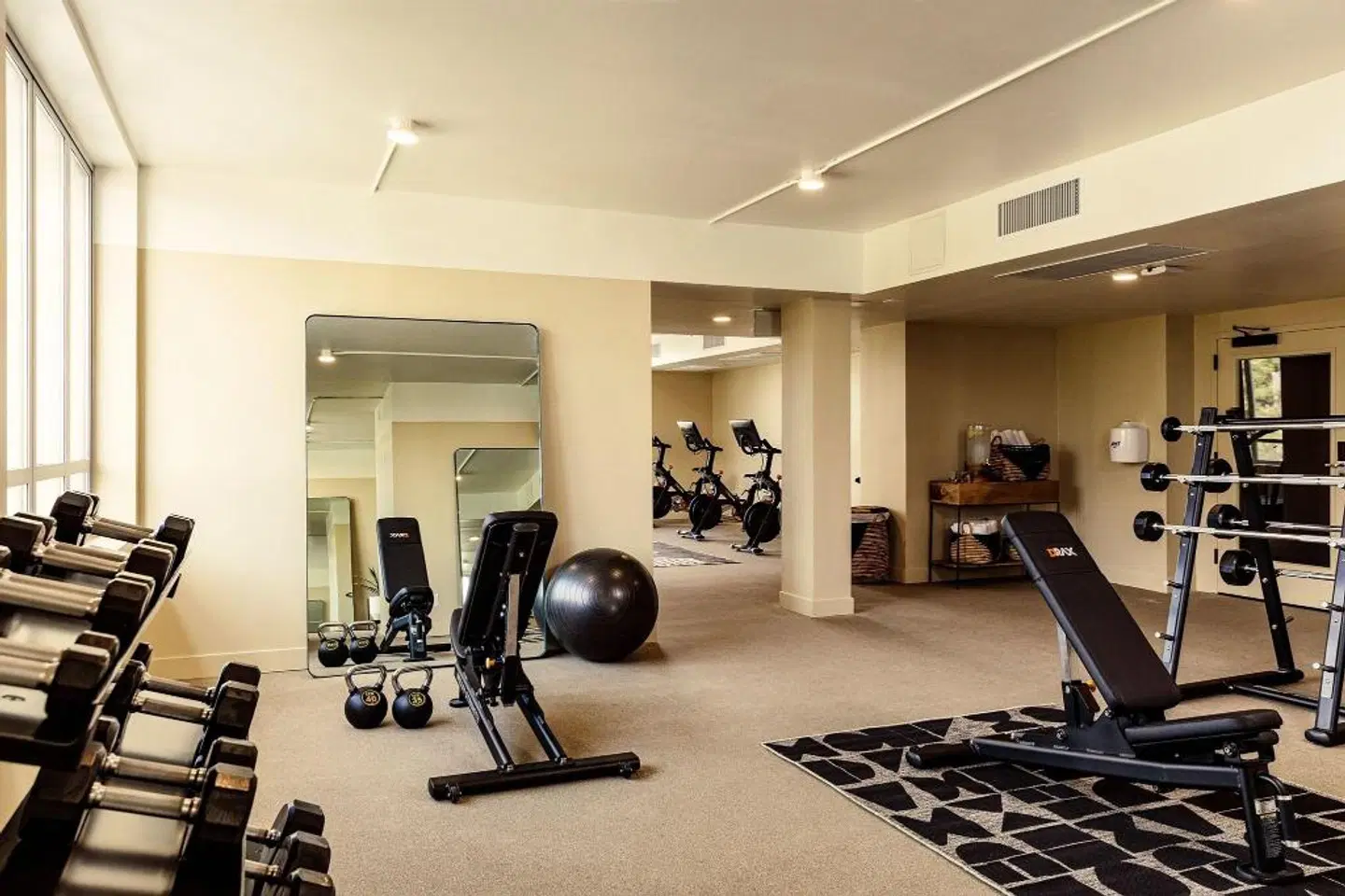 Hotel June SPORTS_AND_LEISURE