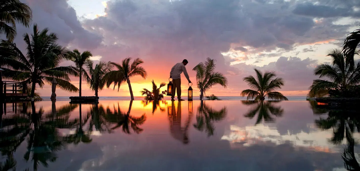 LUX* Le Morne, Mauritius OUTDOOR_POOL