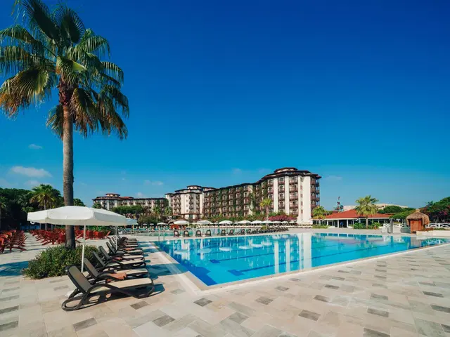 Selectum Family Resort Belek OUTDOOR_POOL