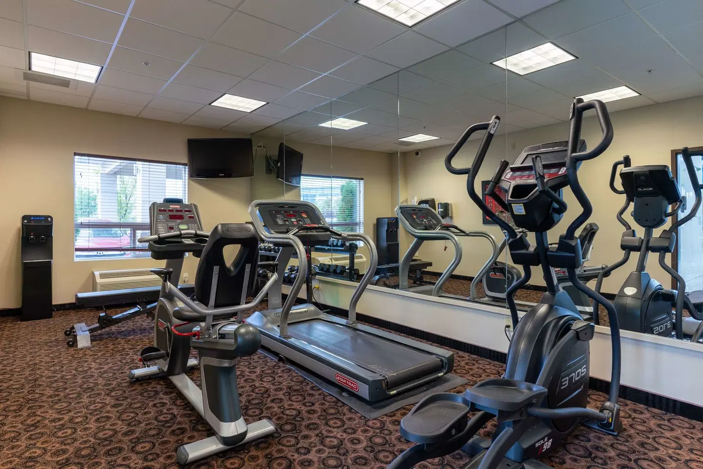 Best Western Plus South Edmonton Inn & Suites SPORTS_AND_LEISURE