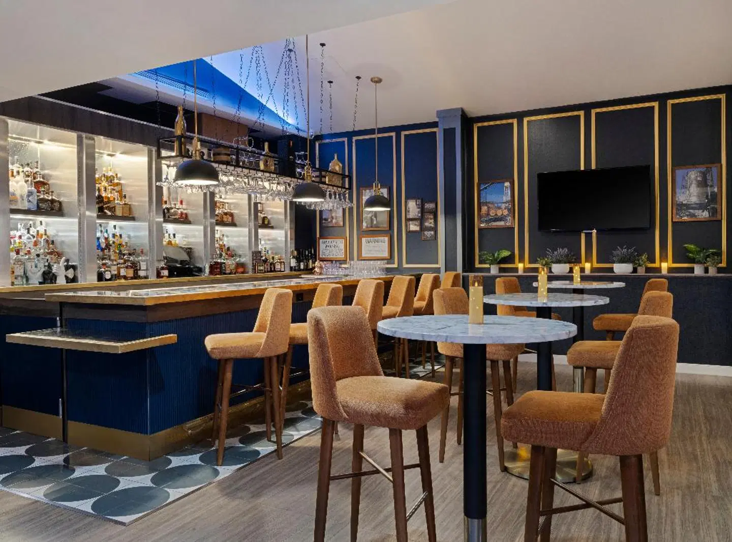 voco Fiorello - LaGuardia East by IHG Bar