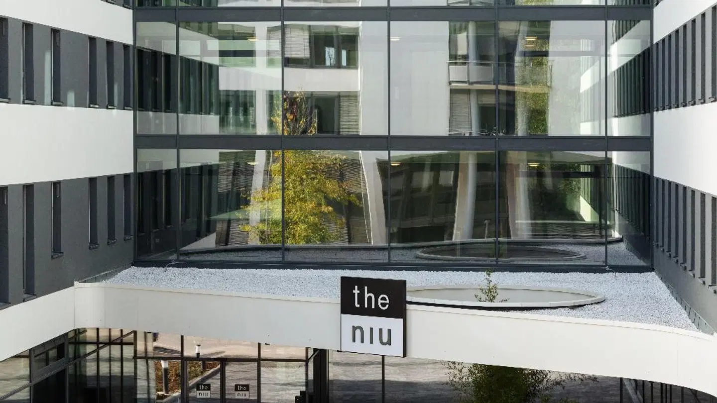 Holiday Inn - the niu, Mesh Stuttgart Messe Terrasse