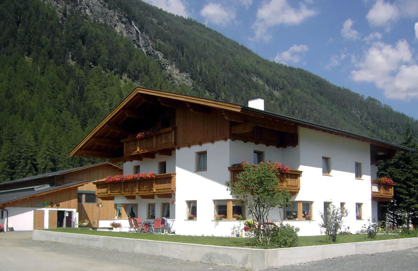 Appartementhaus Honznhof EXTERIOR