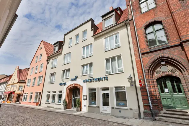 DORMERO Aparthotel Stralsund EXTERIOR