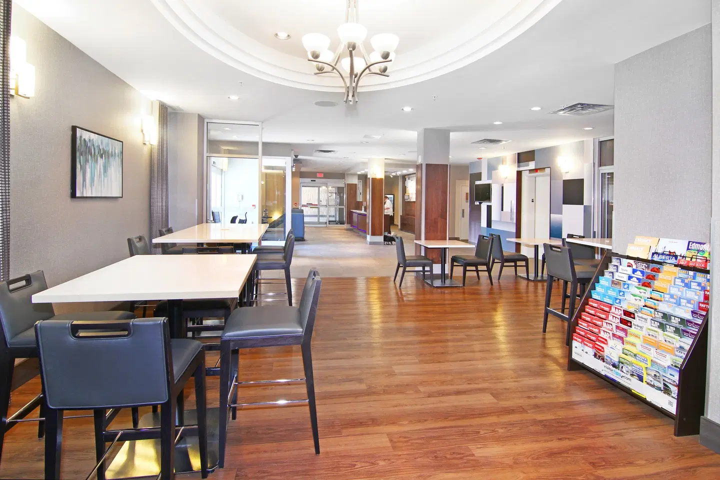 Holiday Inn Express & Suites Calgary by IHG SPORTS_AND_LEISURE