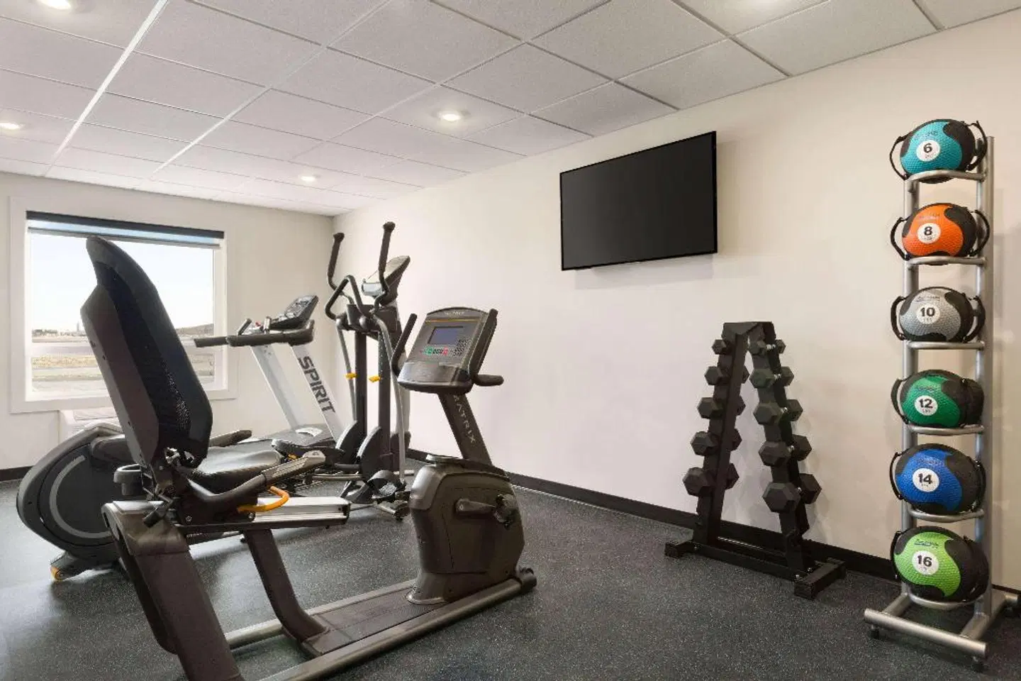 Days Inn by Wyndham Calgary North Balzac SPORTS_AND_LEISURE