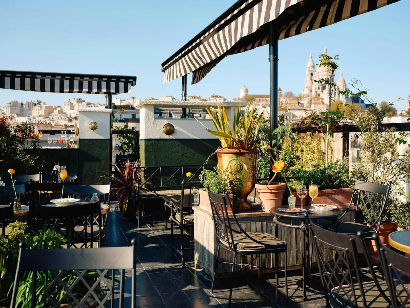 Hôtel Rochechouart Terrasse