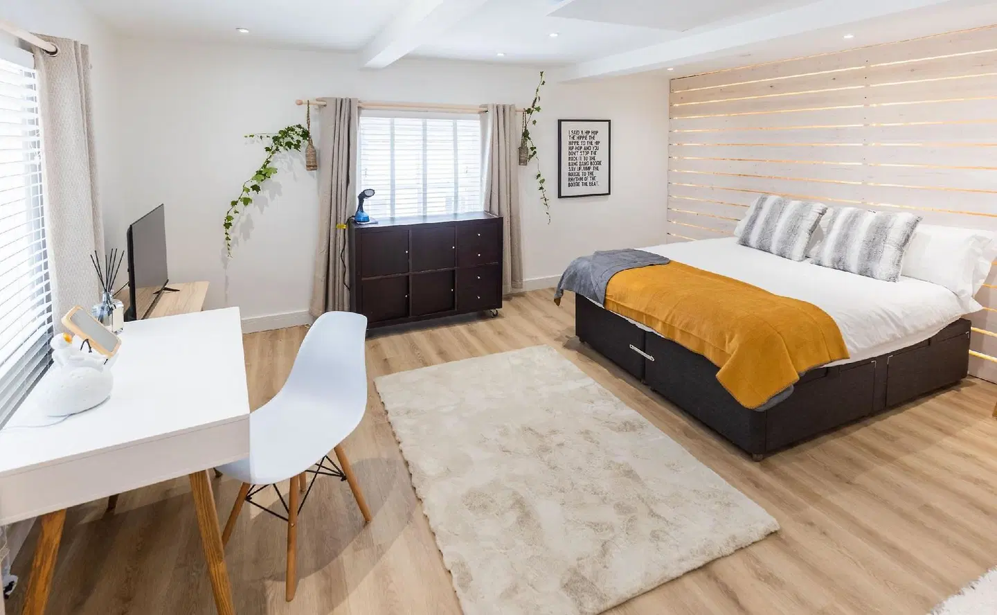James Place @ Pontmorlais ROOM_EXAMPLE