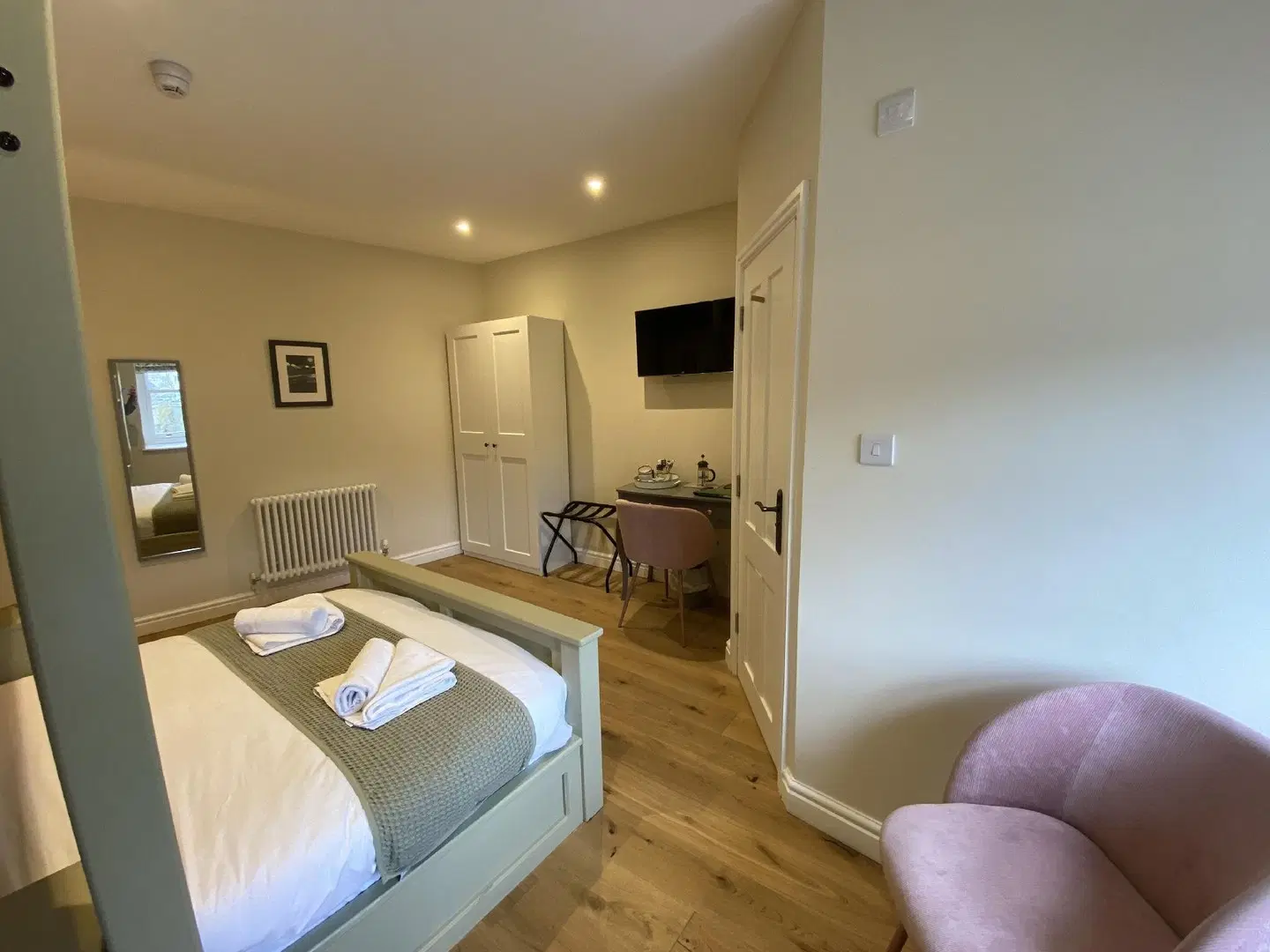 Riverbanc ROOM_EXAMPLE