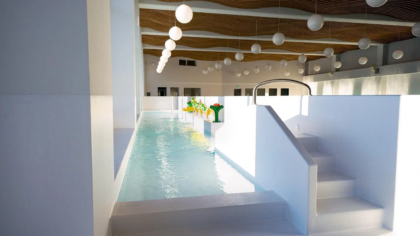 wellnessHostel3000 Hallenbad