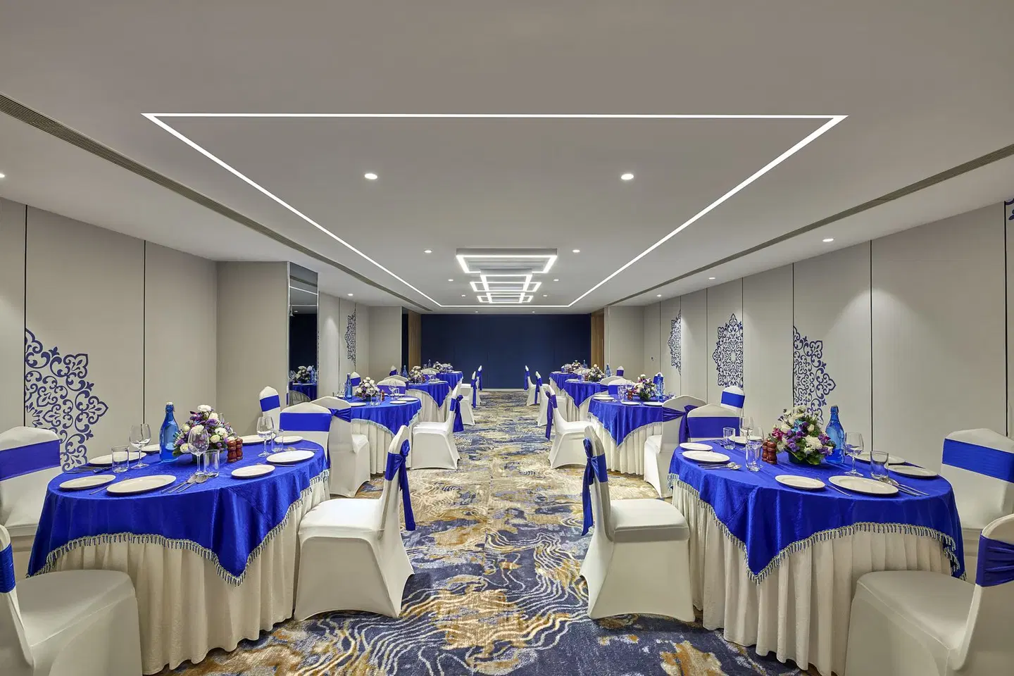 Holiday Inn Express Bengaluru Bommasandra by IHG Konferenz
