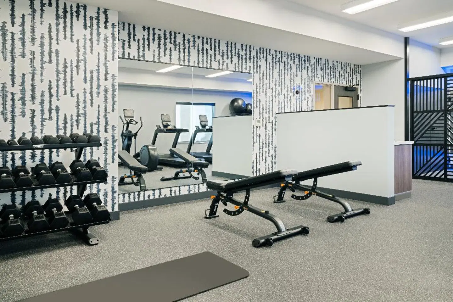 Atwell Suites Kansas City Airport by IHG SPORTS_AND_LEISURE
