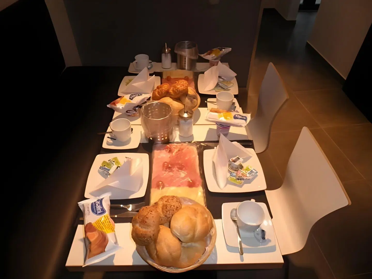 VV Hotel Restaurant