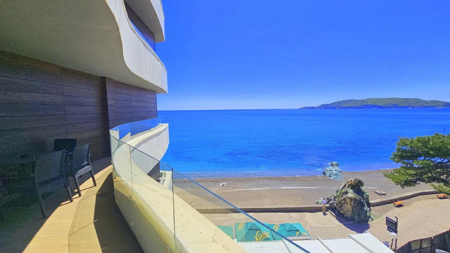 Royalis Suites Terrasse
