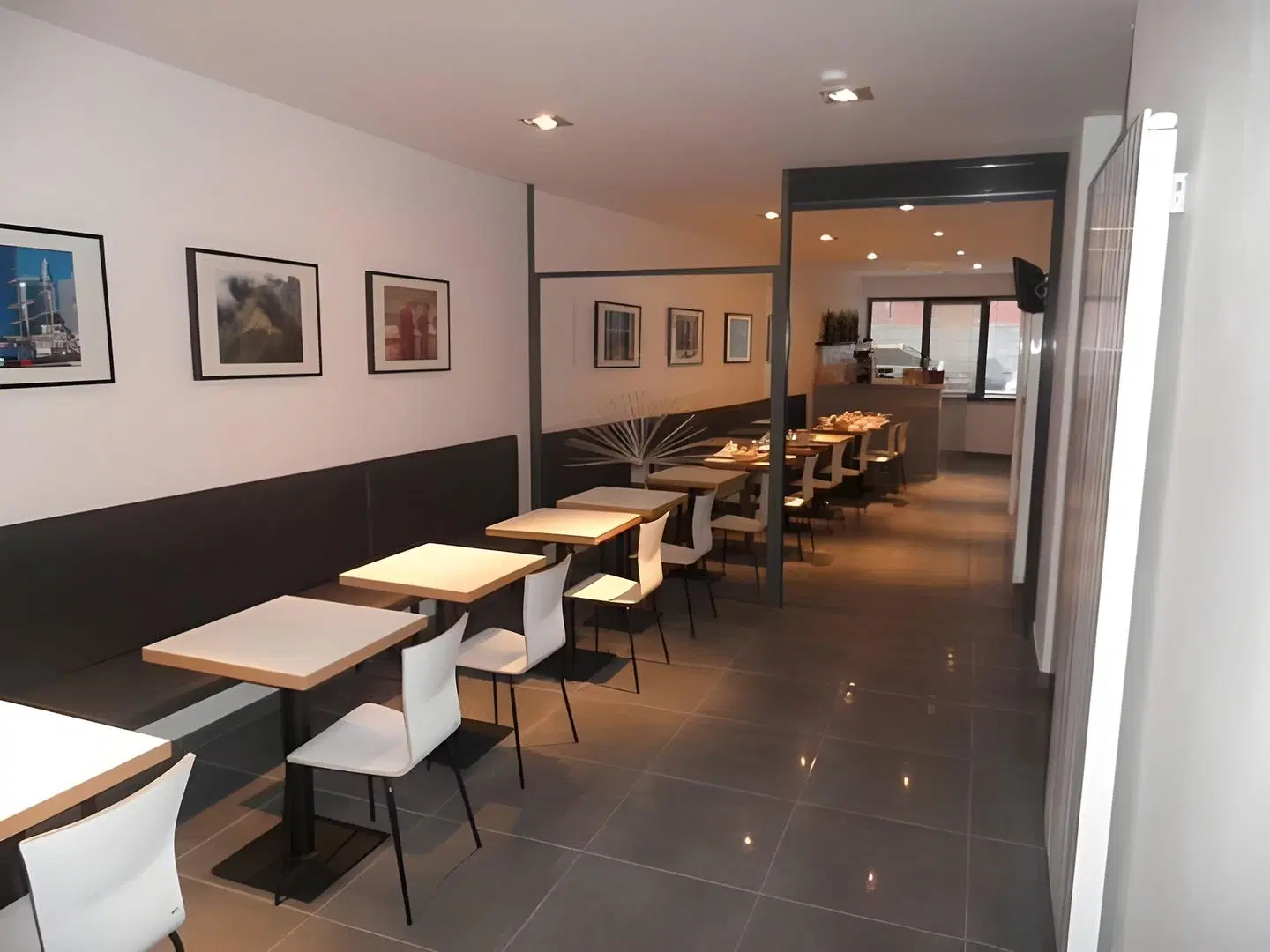 VV Hotel Restaurant