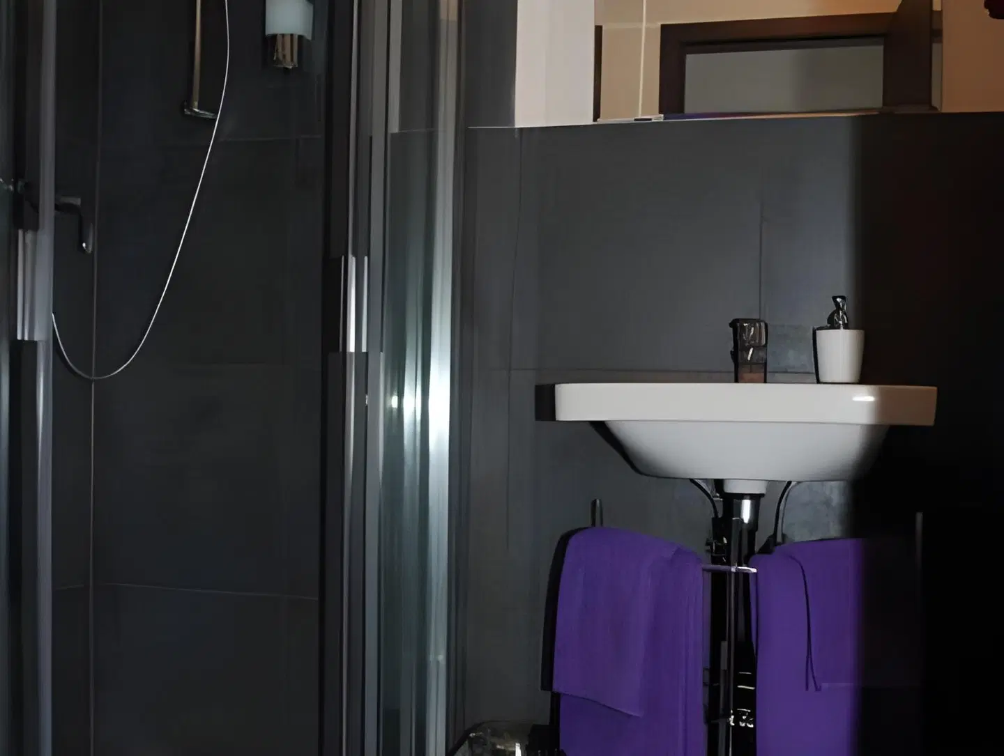 VV Hotel Badezimmer