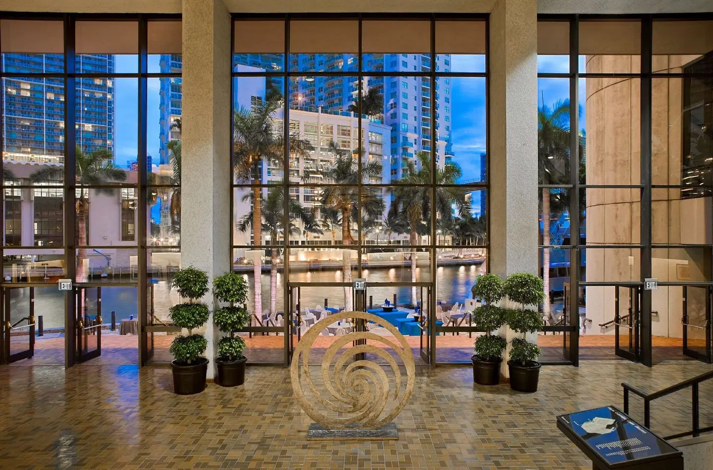 Hyatt Regency Miami LOUNGE_LOBBY