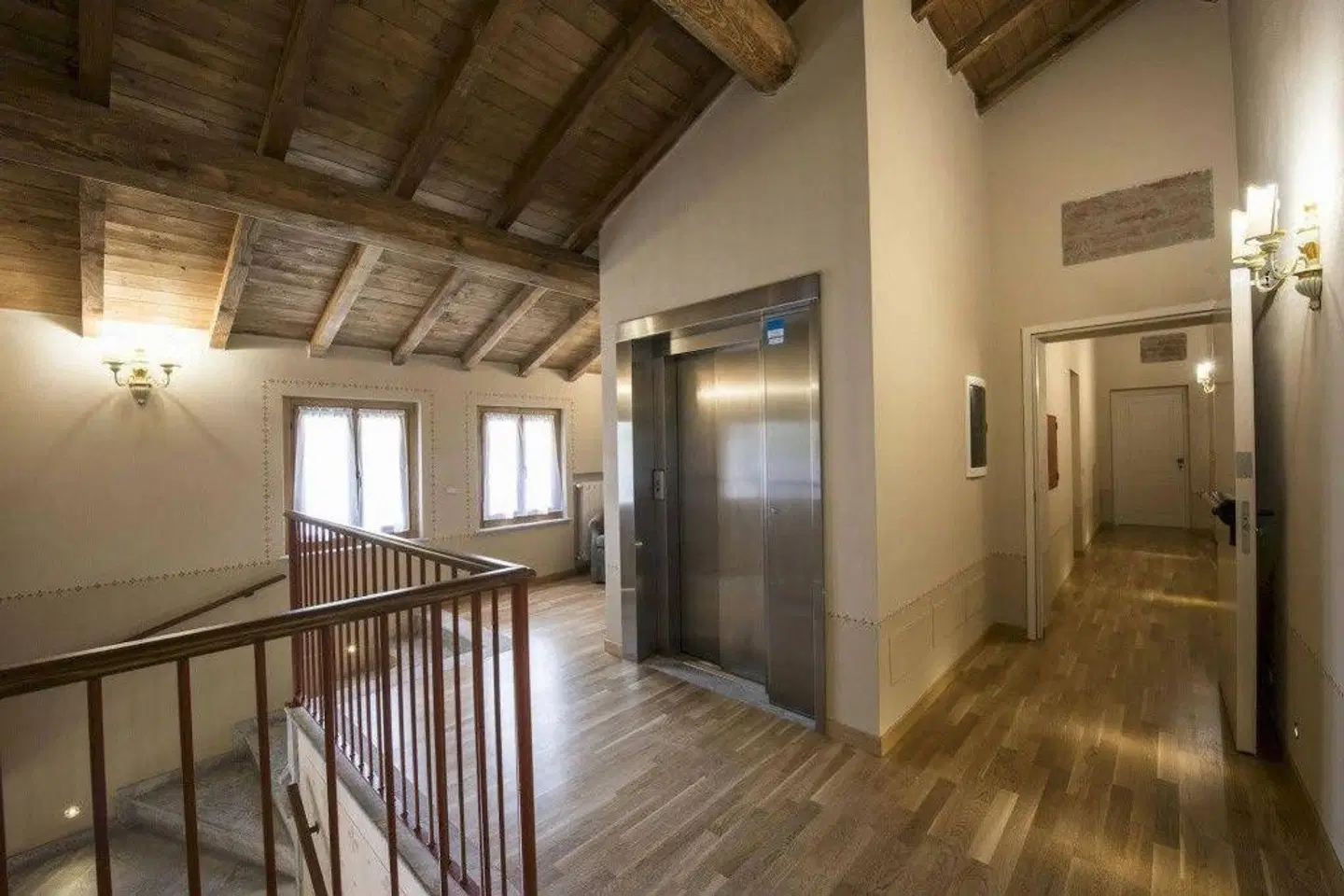 Sesmones ROOM_EXAMPLE