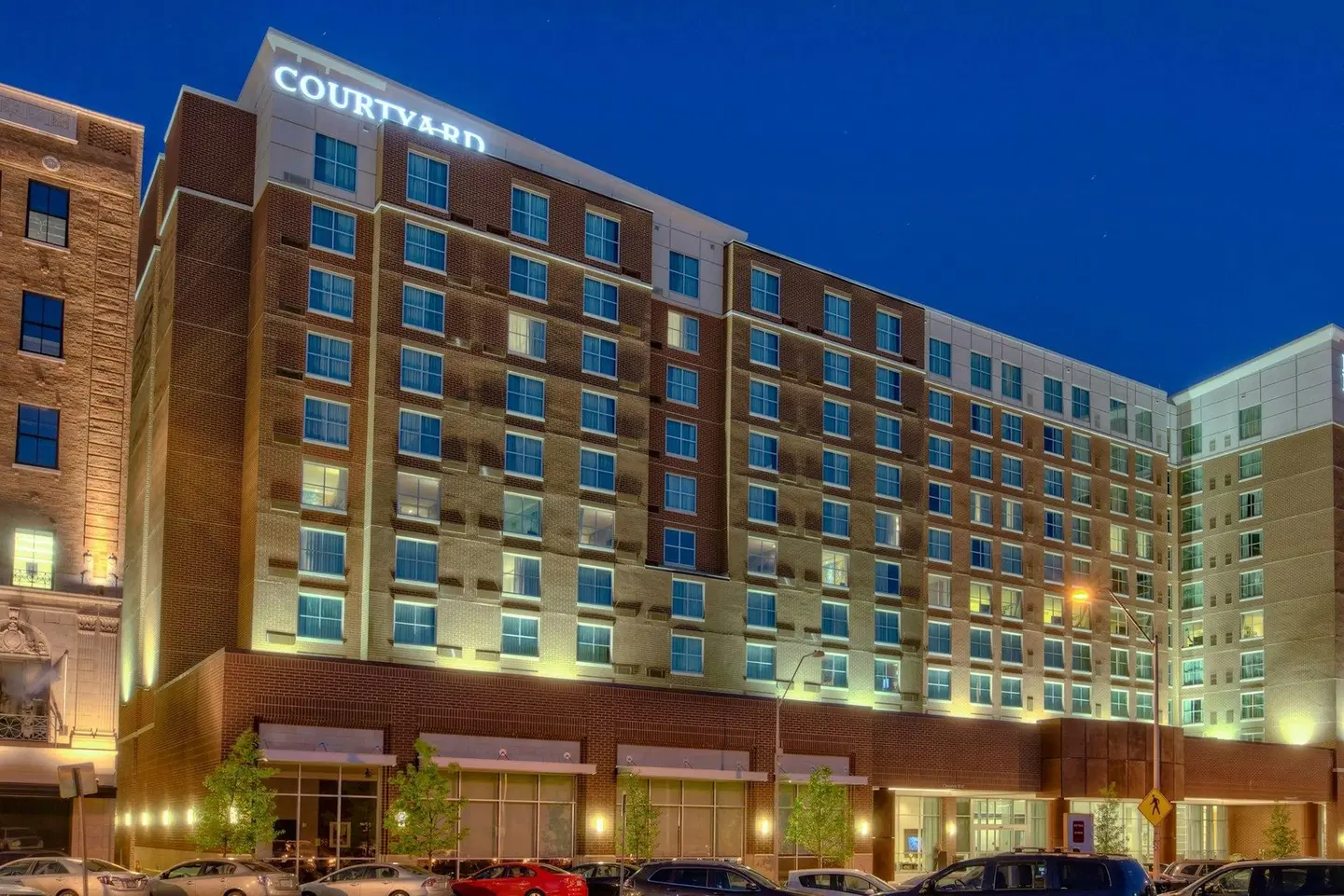 Courtyard by Marriott Kansas City Downtown/Convention Center EXTERIOR