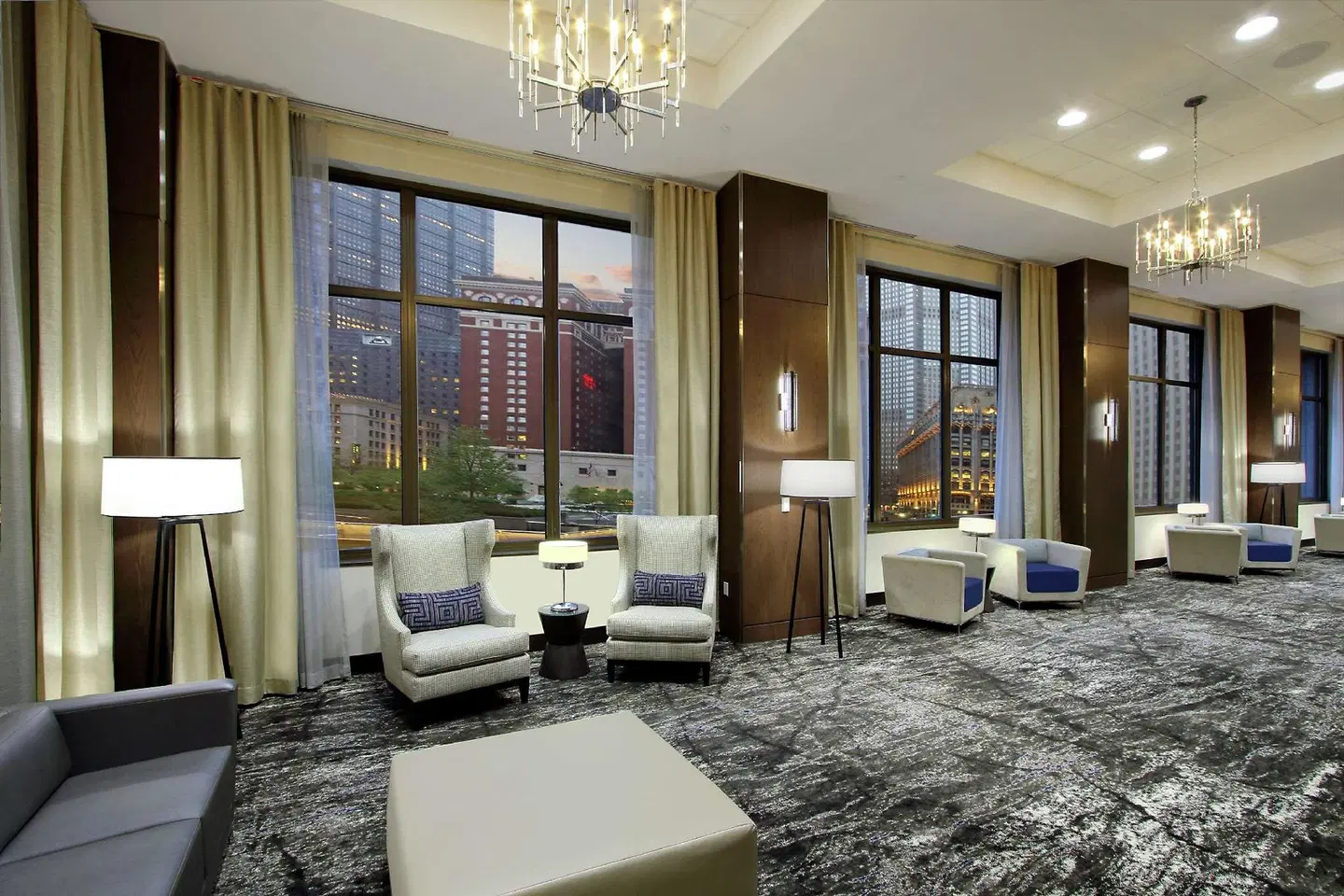 Embassy Suites by Hilton Pittsburgh Downtown HEALTH_BEAUTY