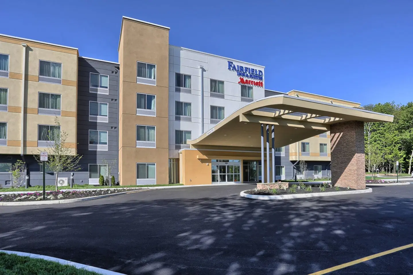 Fairfield by Marriott Inn & Suites Philadelphia Willow Grove OUTDOOR_POOL