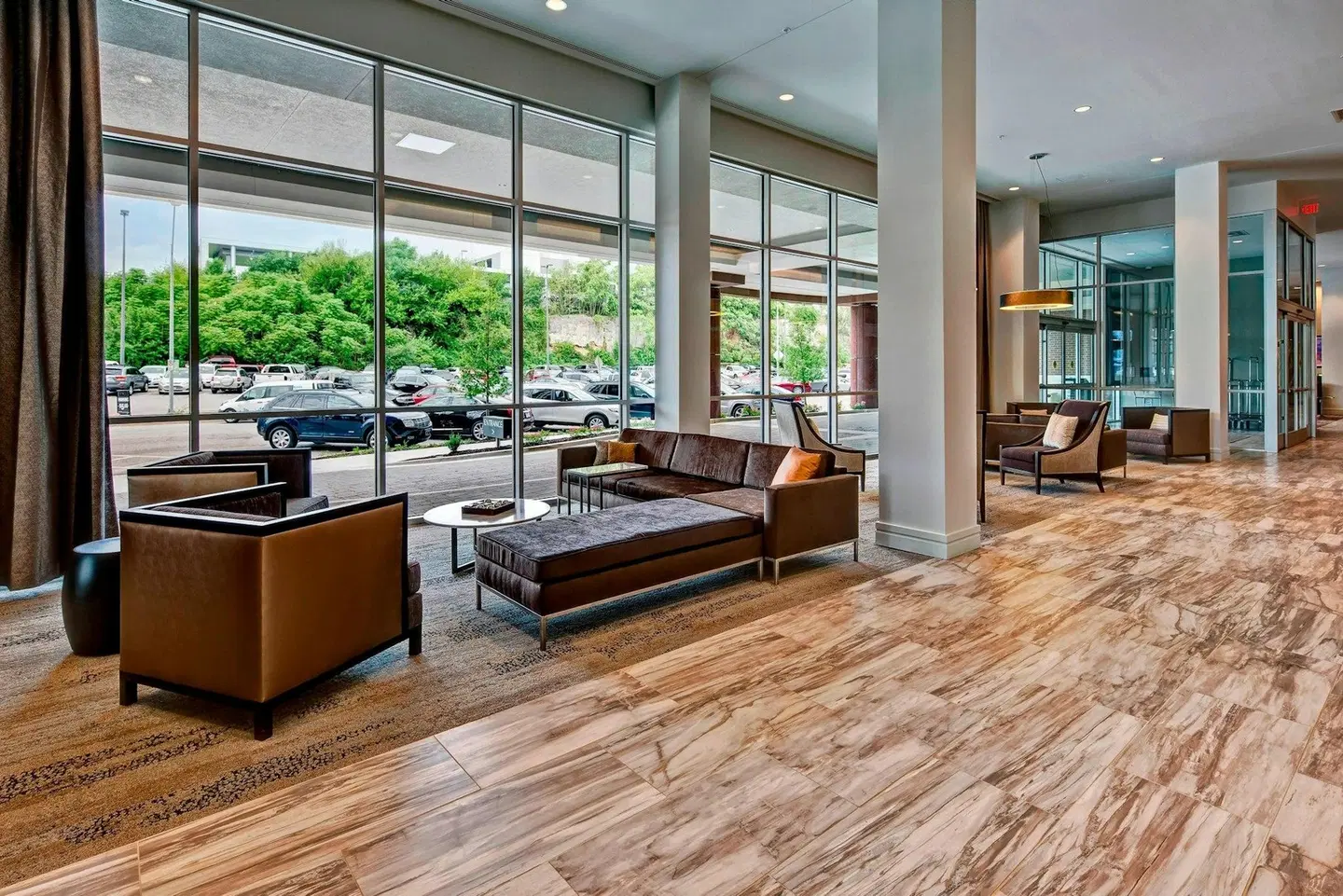 Courtyard by Marriott Kansas City Downtown/Convention Center LOUNGE_LOBBY