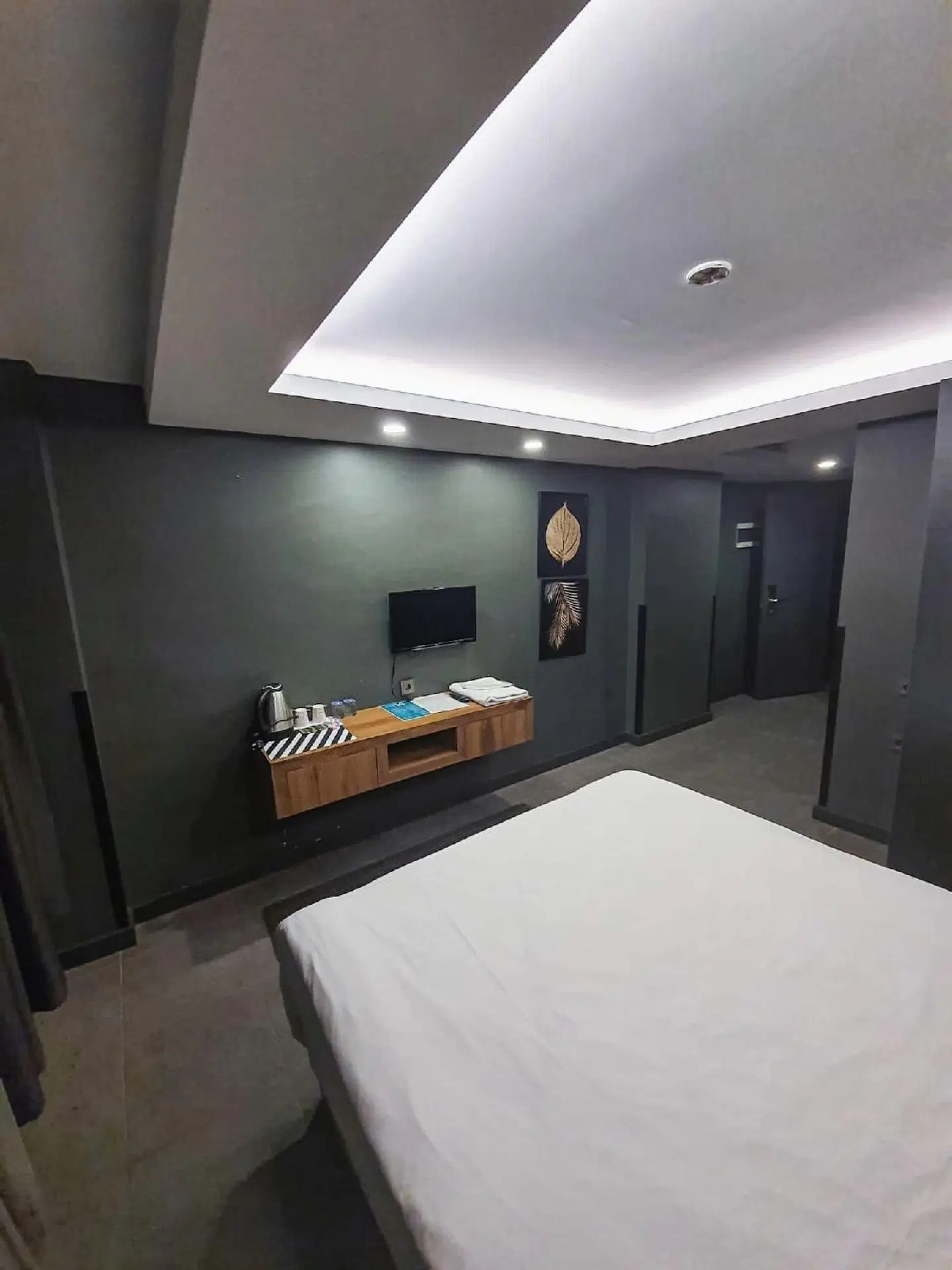 B LOFT HOTEL HEALTH_BEAUTY