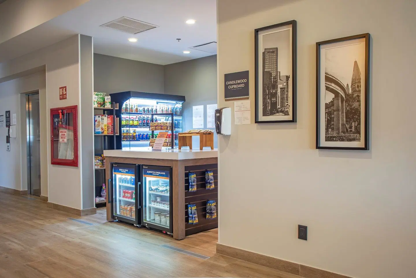 Candlewood Suites Guadalajara Galerias by IHG Bar