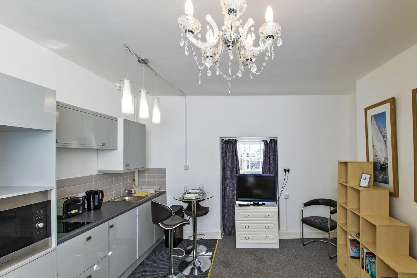 Montague House Apartments ROOM_EXAMPLE