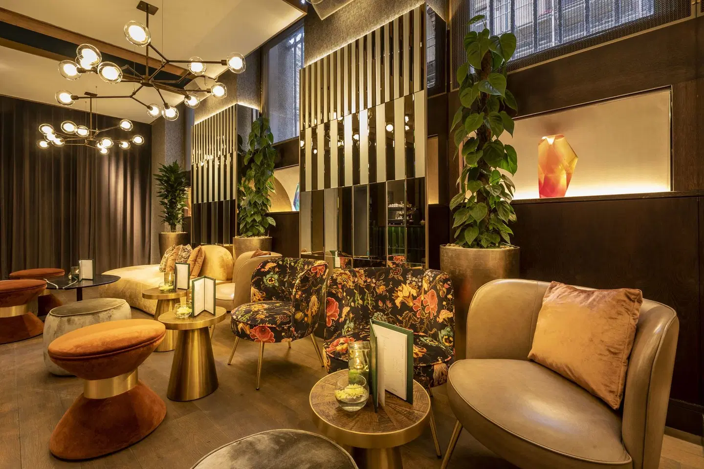 Forty-Seven LOUNGE_LOBBY
