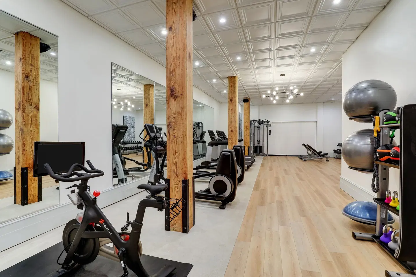 Trilogy Hotel Montgomery, Autograph Collection SPORTS_AND_LEISURE