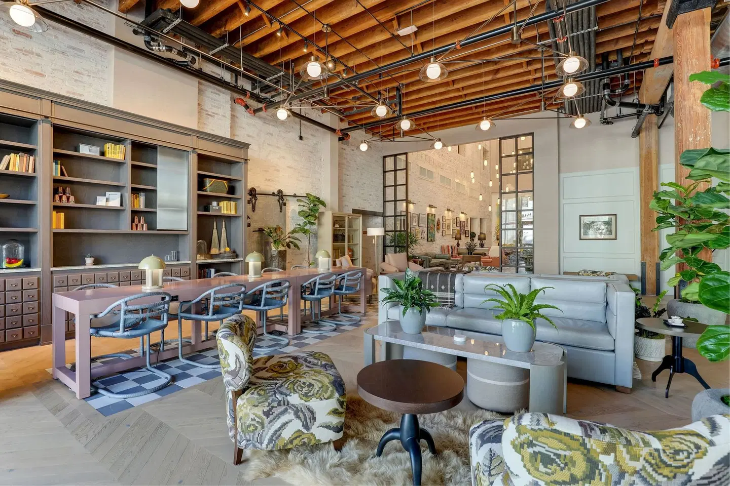 Trilogy Hotel Montgomery, Autograph Collection LOUNGE_LOBBY