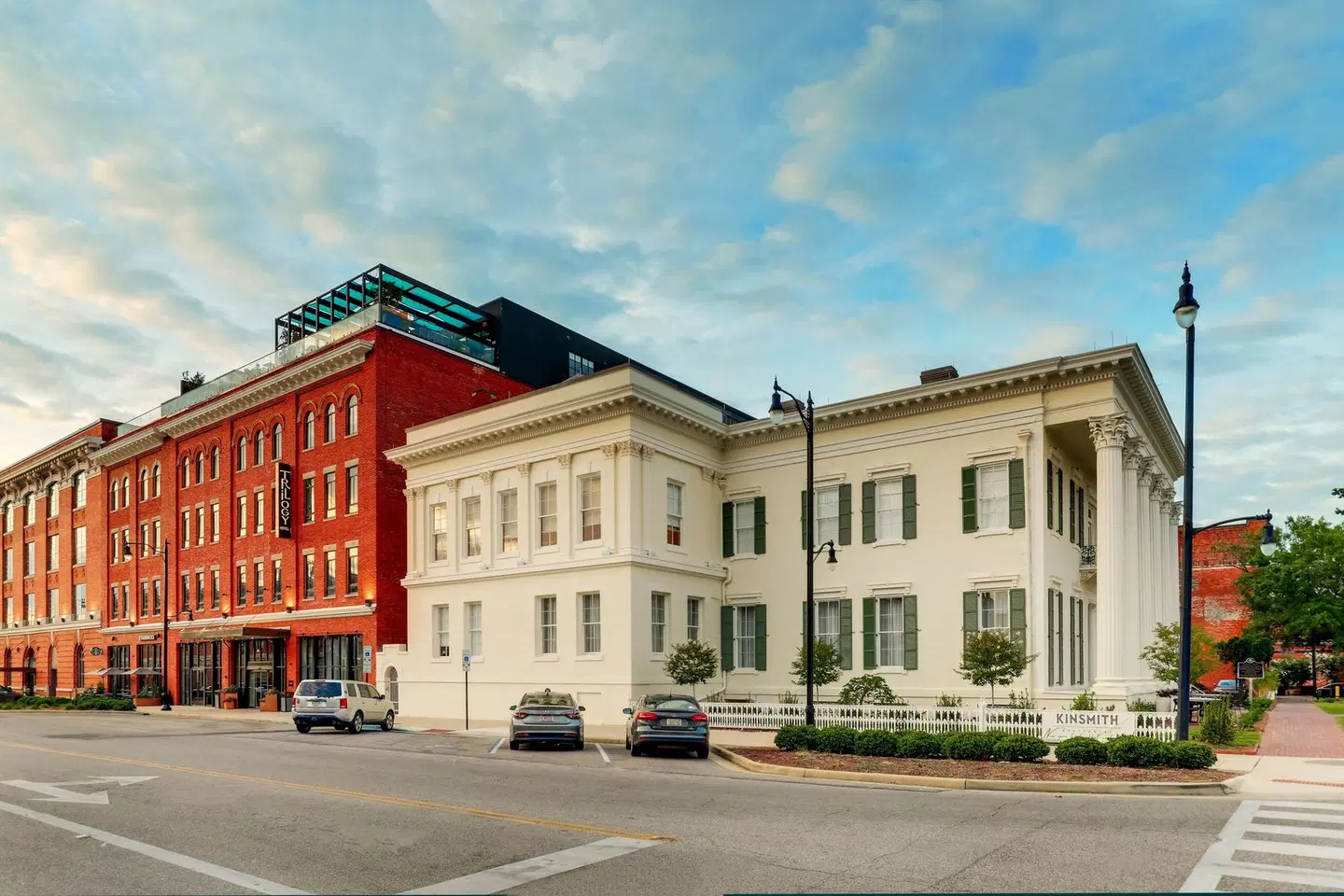 Trilogy Hotel Montgomery, Autograph Collection EXTERIOR